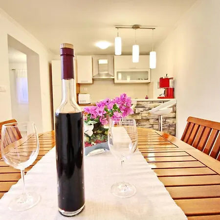 Apartman Apartment Maja *